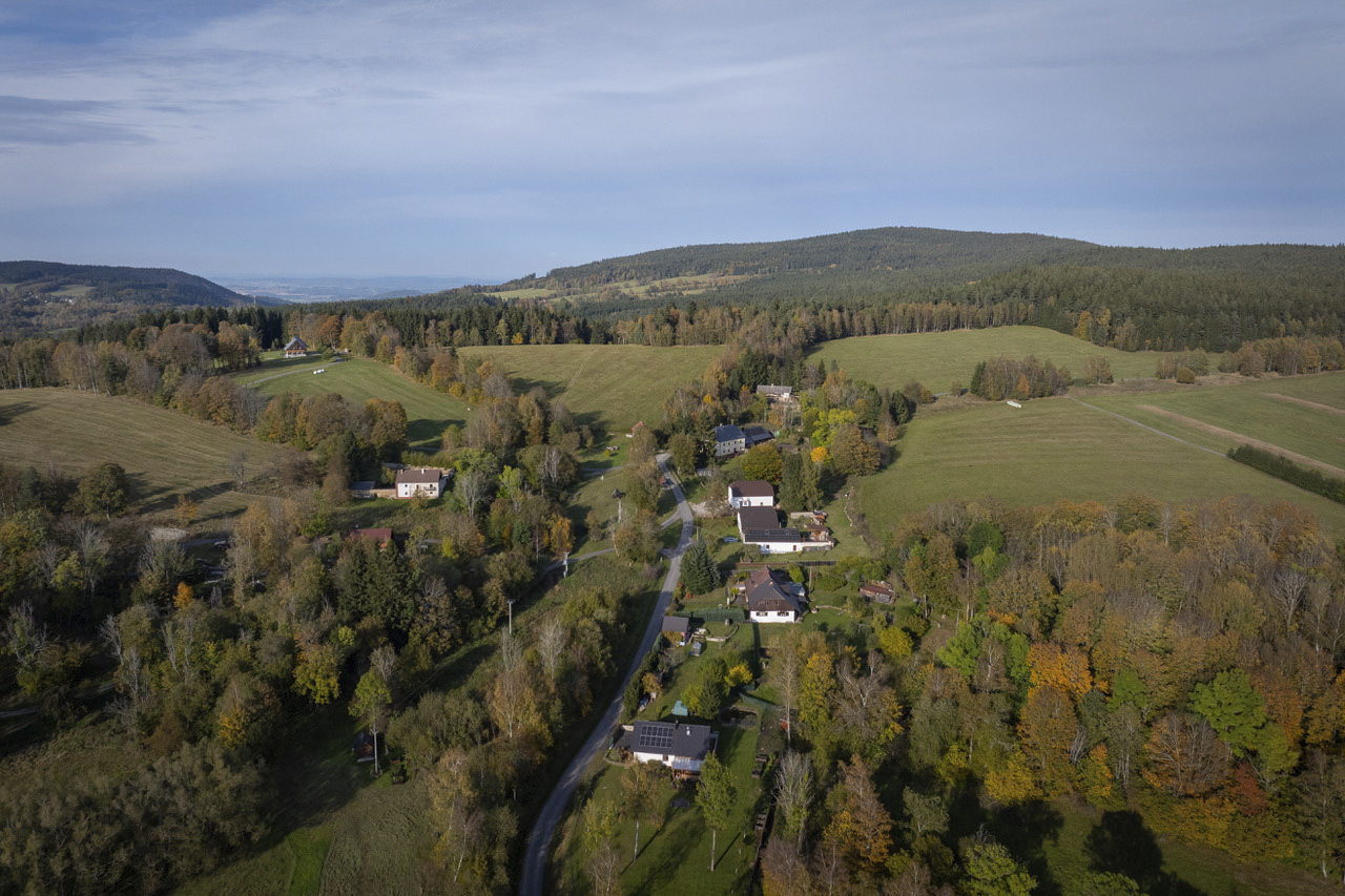 placeholder image sq